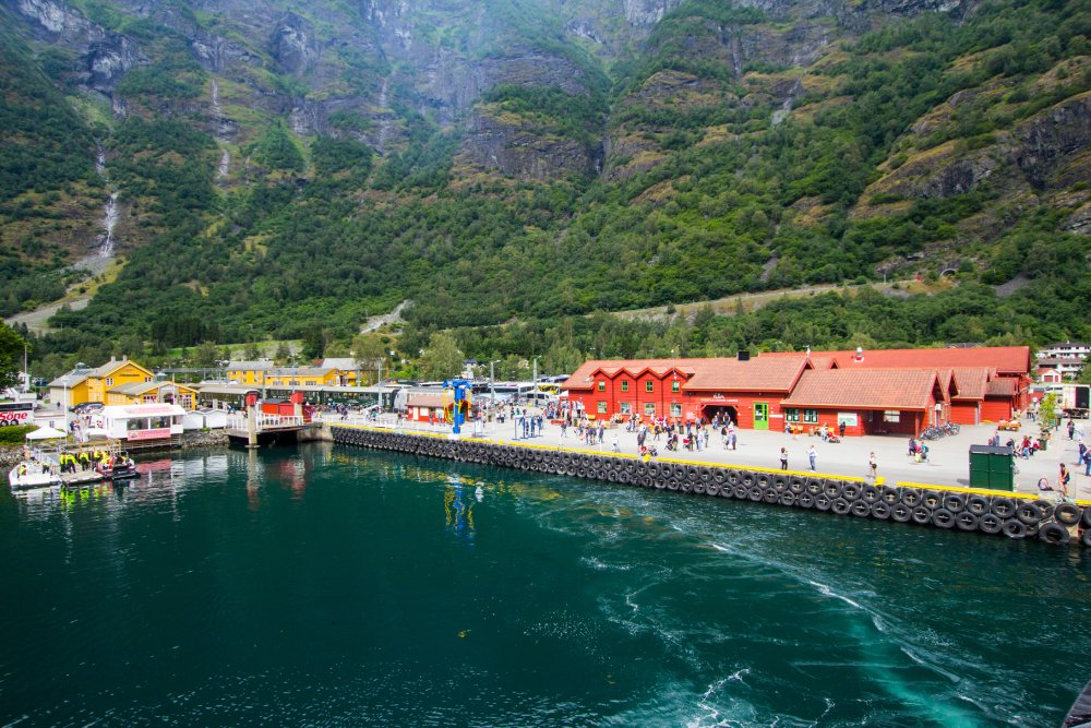How to get to Flam, Norway, by transport