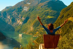 Exclusive Food Tour in Norway: Oslo, Bergen, Geiranger, and Stryn