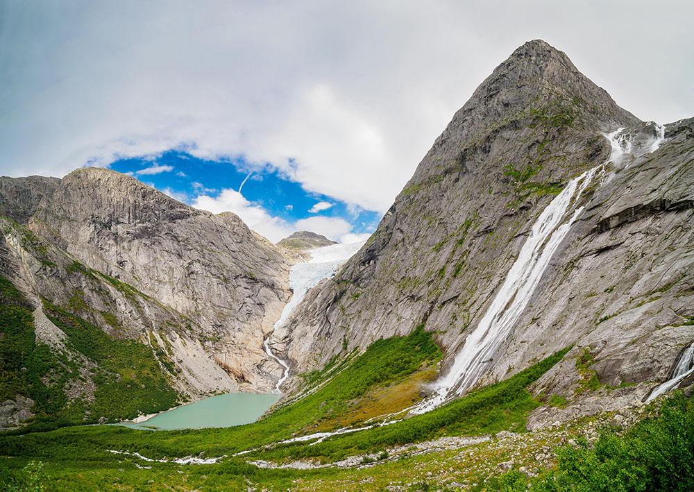 Multi-day food tour in Norway with sightseeing