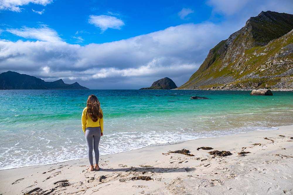 must-see places in Lofoten: Haukland Beach