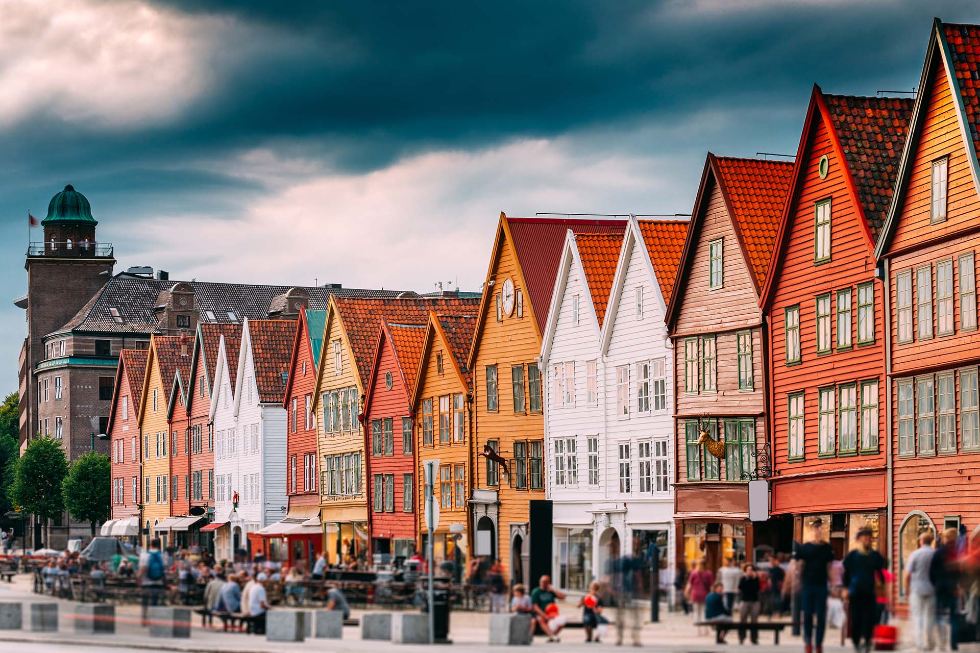 things to do in bergen Norway: visit Bryggen