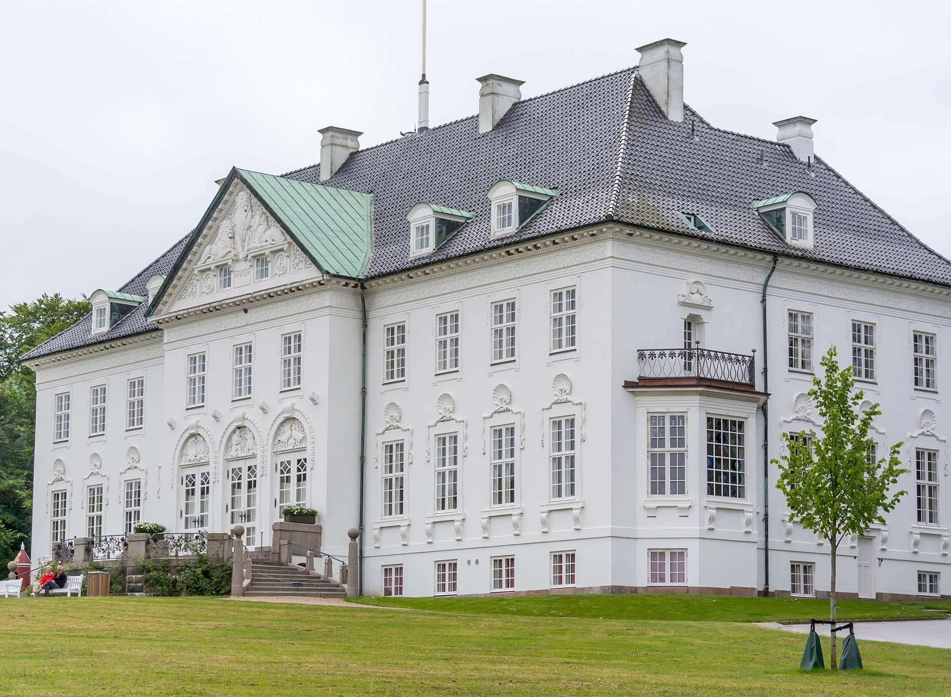 best things to do in aarhus: visit Marselisborg Palace
