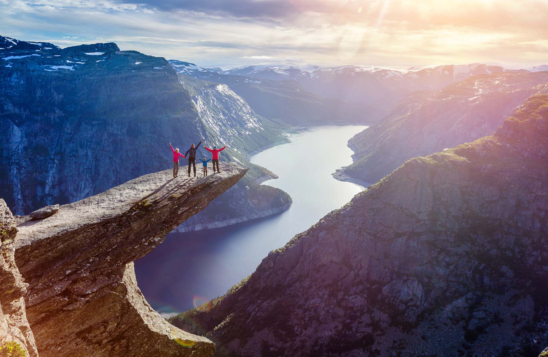 Trolltunga and Pulpit Rock Hiking Tour