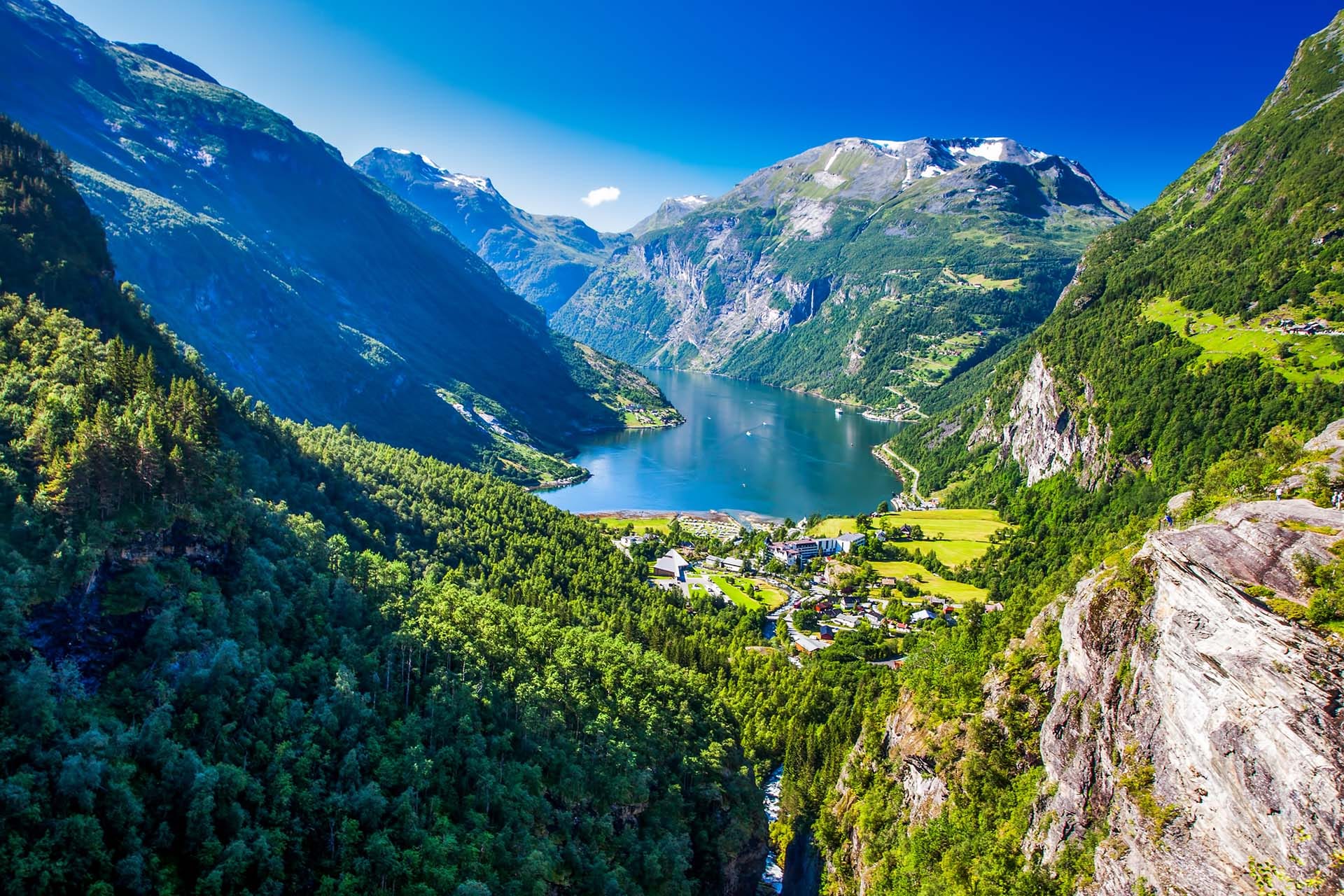 luxury norway cruises