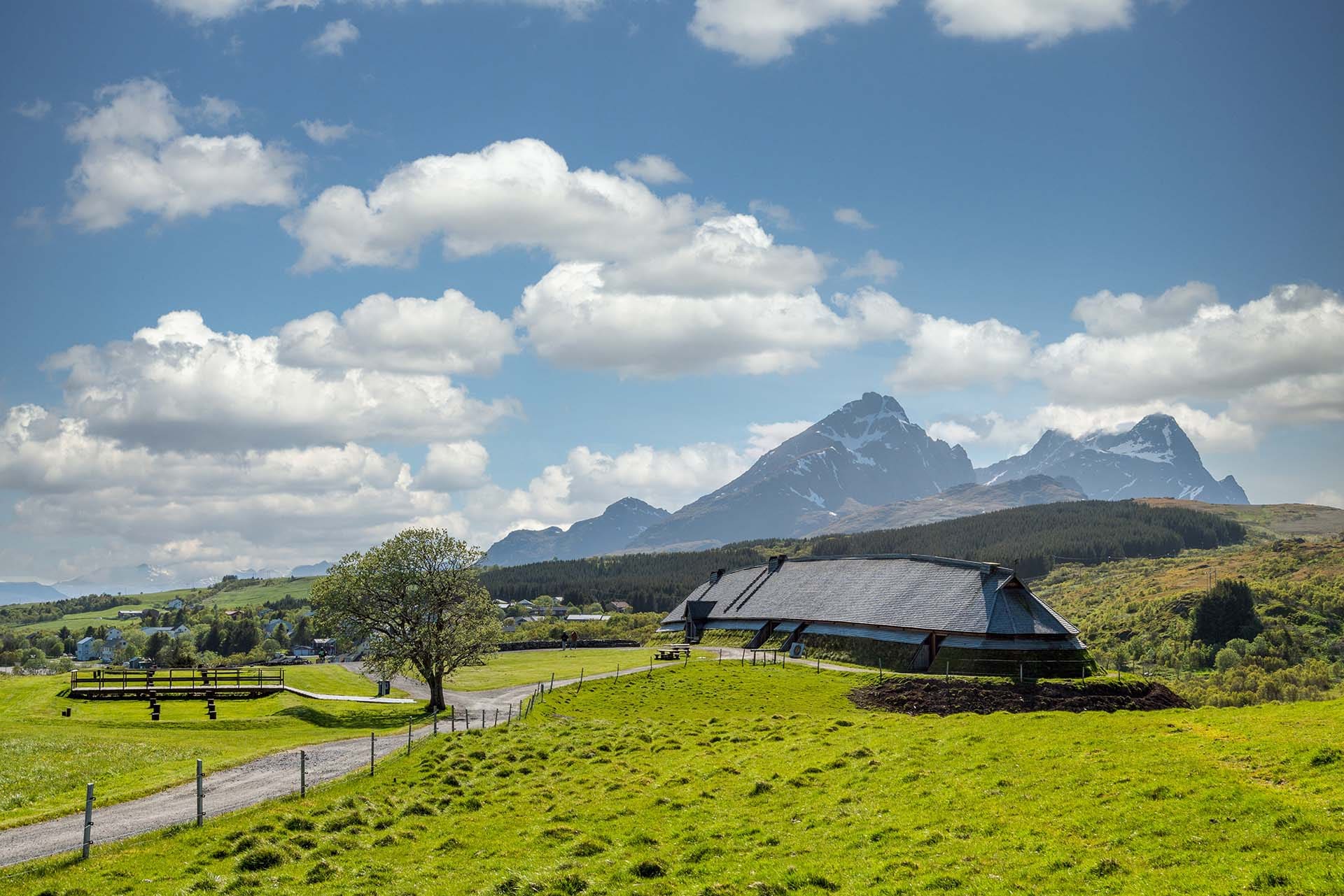 Private drive Lofoten Islands